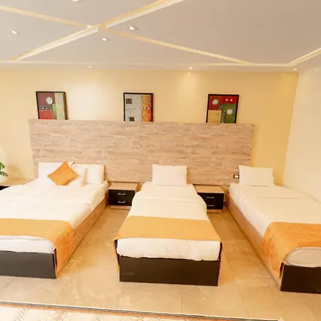 Pyramids View Suite/Vista Piramidi-3